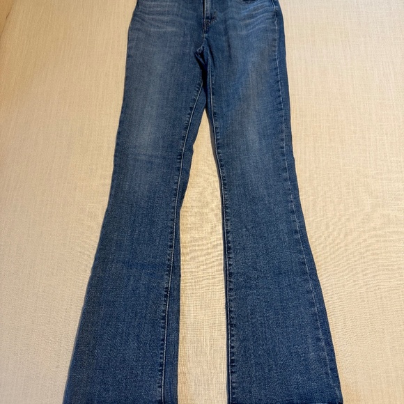 Levi’s High Rise Bootcut Jeans - Picture 1 of 2